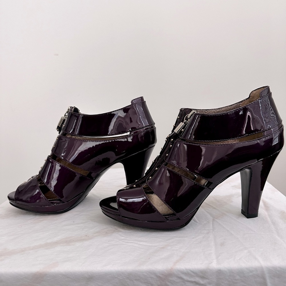 Softt Deep, Dark Purple Patent Leather Women’s Heel Sandals